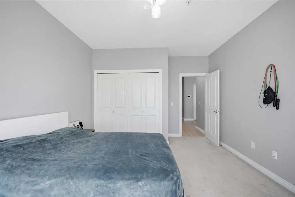 1010 Arbour Lake Road NW #3137