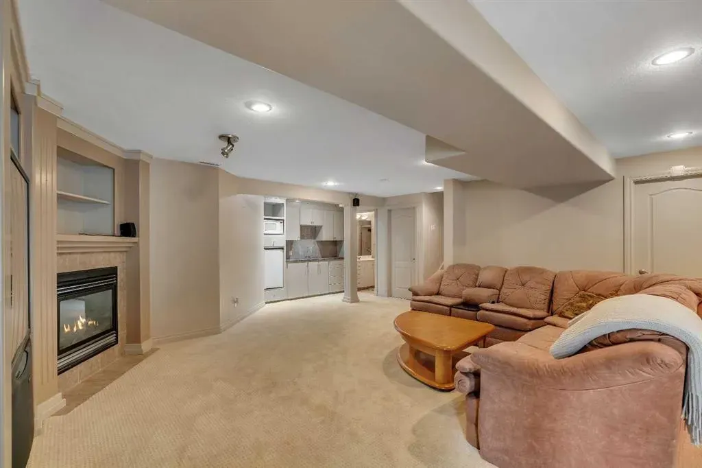11 Tuscany Ridge Park NW