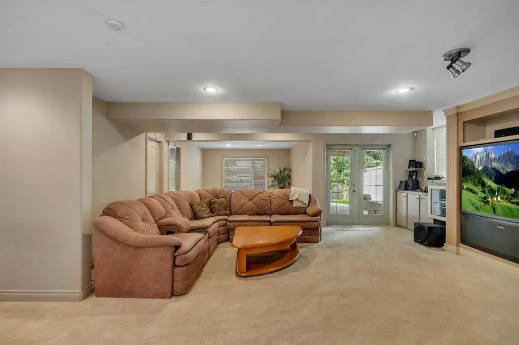 11 Tuscany Ridge Park NW