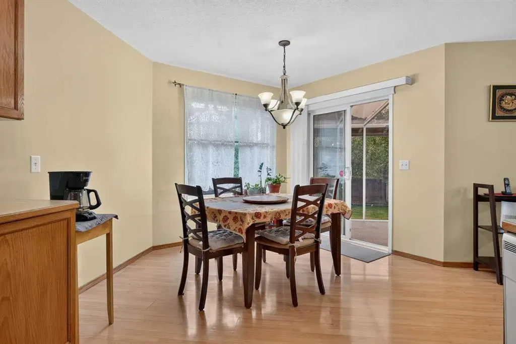 45 Arbour Crest Terrace NW