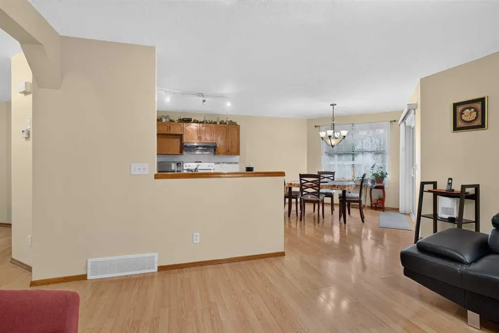 45 Arbour Crest Terrace NW