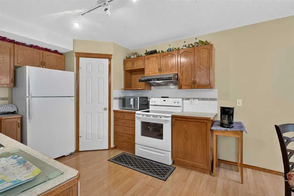 45 Arbour Crest Terrace NW