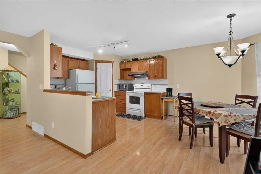 45 Arbour Crest Terrace NW