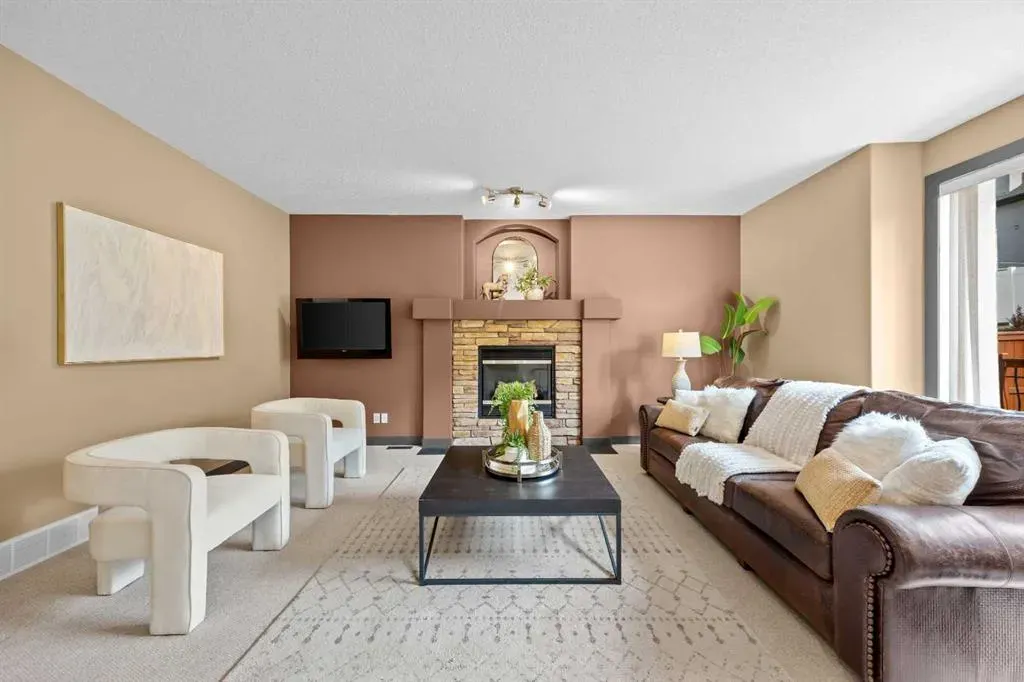 139 Tuscany Ridge Close NW