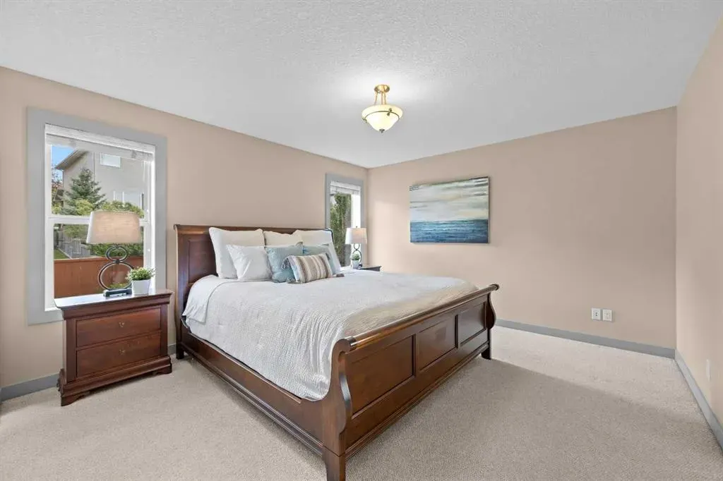 139 Tuscany Ridge Close NW