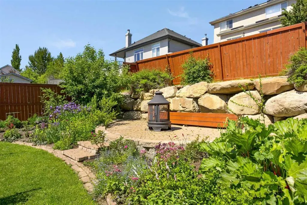 139 Tuscany Ridge Close NW
