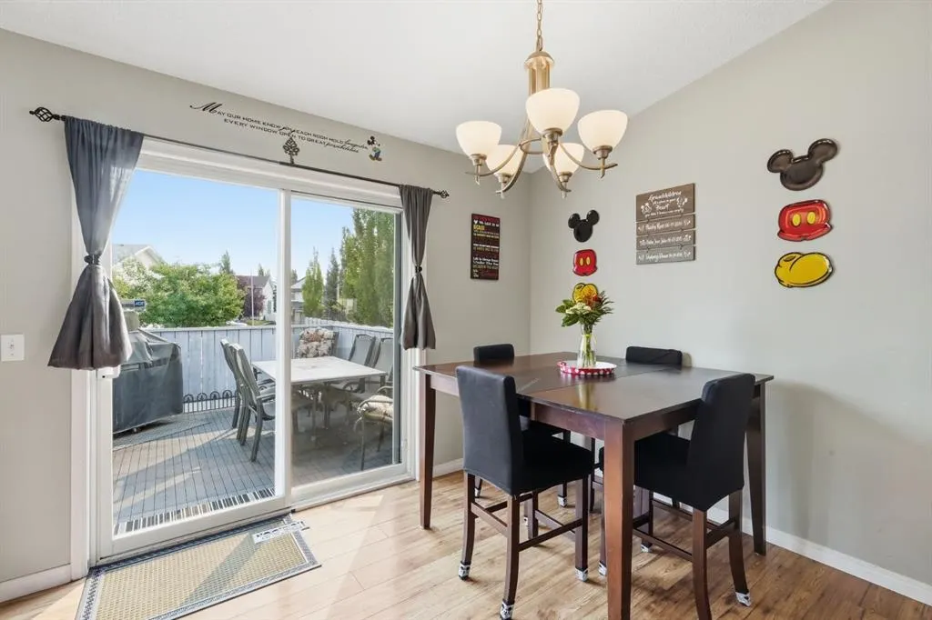 76 Crystalridge Crescent