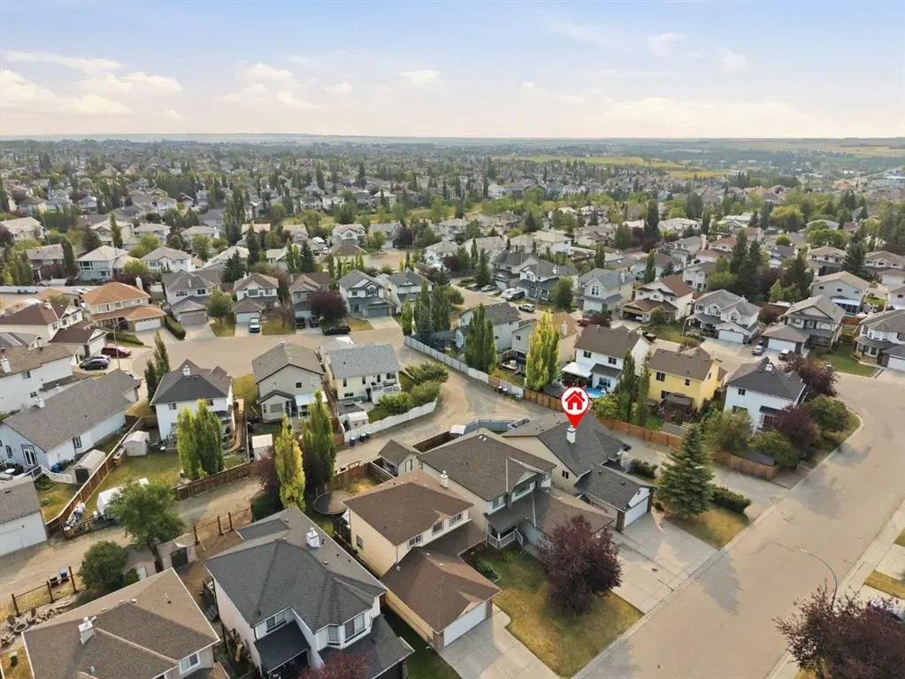 76 Crystalridge Crescent