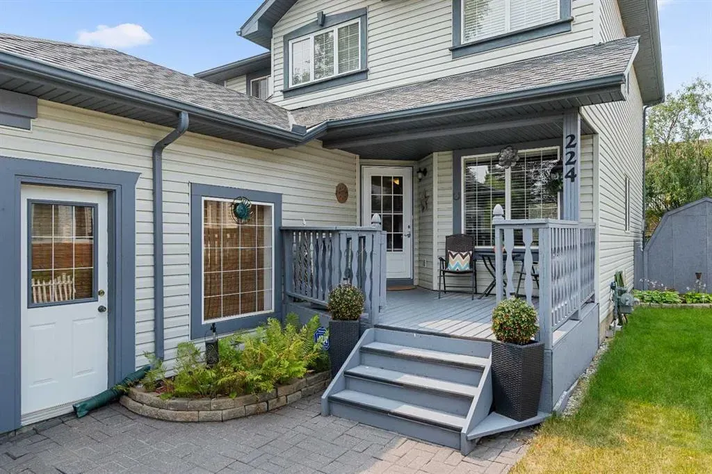 224 Arbour Ridge Way NW