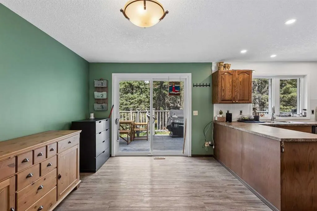 73 Wolf Drive