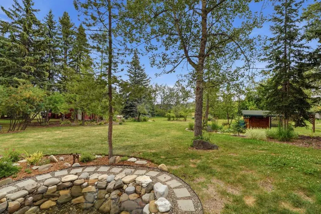 725 Calkins Place