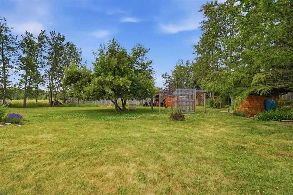 725 Calkins Place