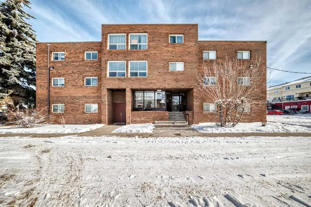 319 2 Avenue #402
