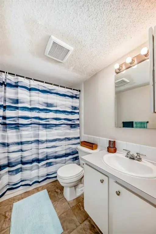 319 2 Avenue #402
