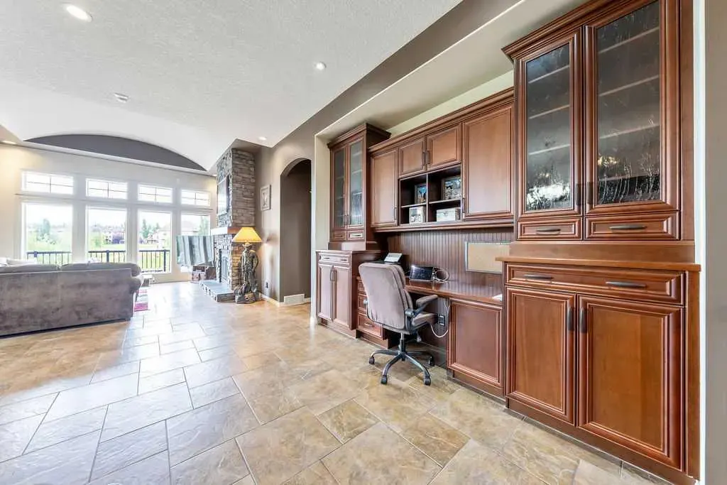 22 Tuscany Estates Crescent NW