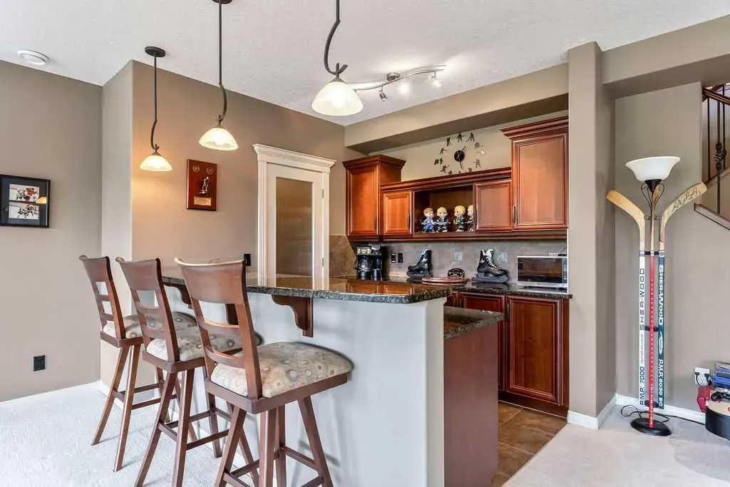 22 Tuscany Estates Crescent NW