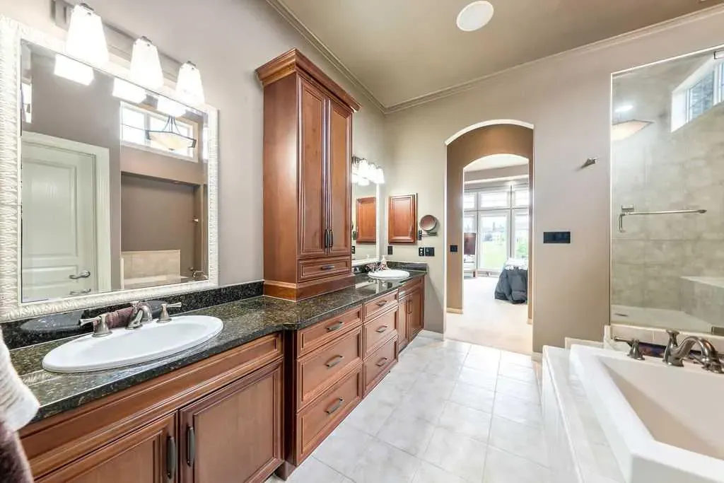 22 Tuscany Estates Crescent NW
