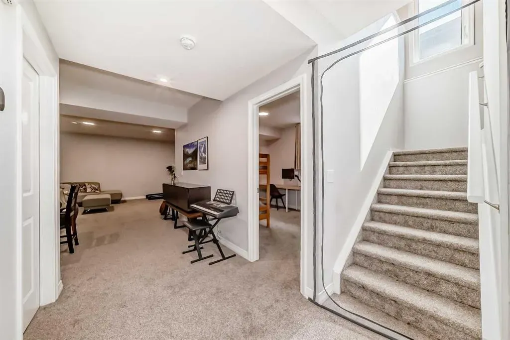 1941 Mahogany Boulevard SE
