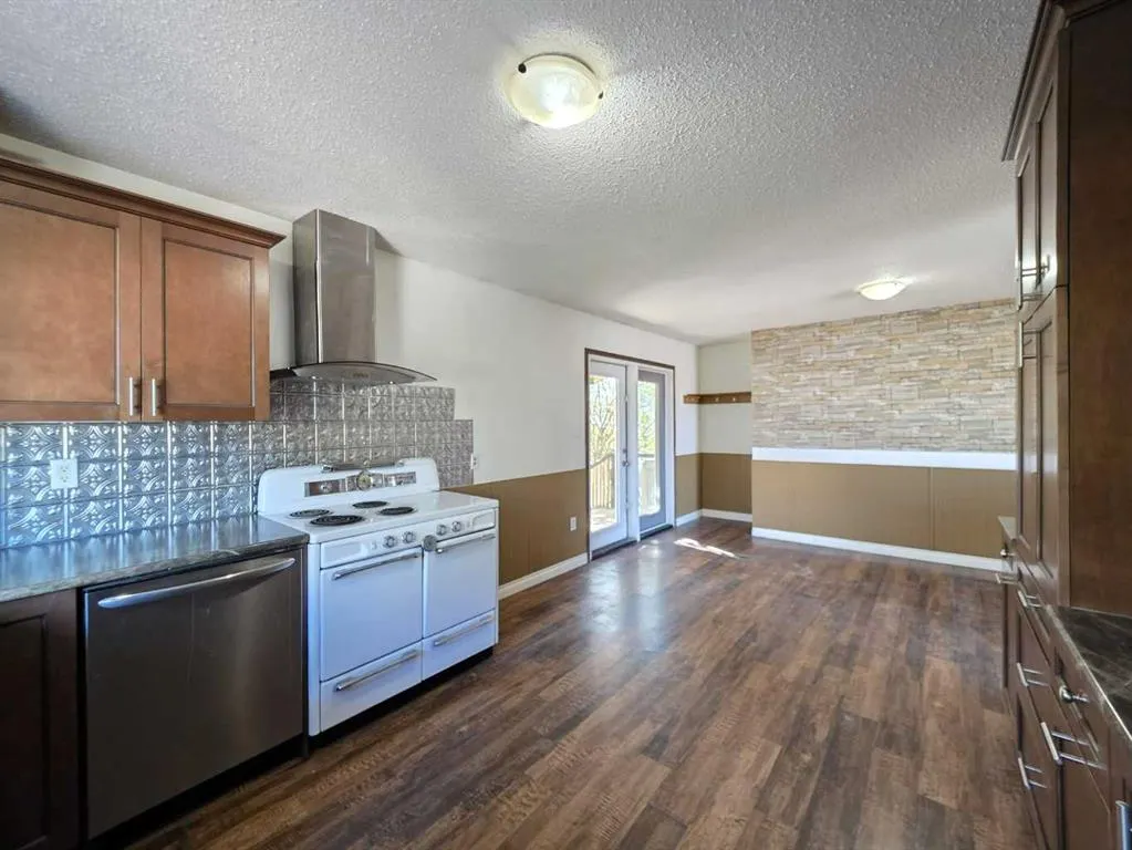 3 Lawley Avenue