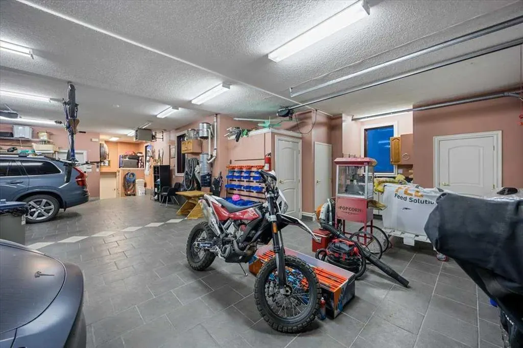 235091 Range Road 284