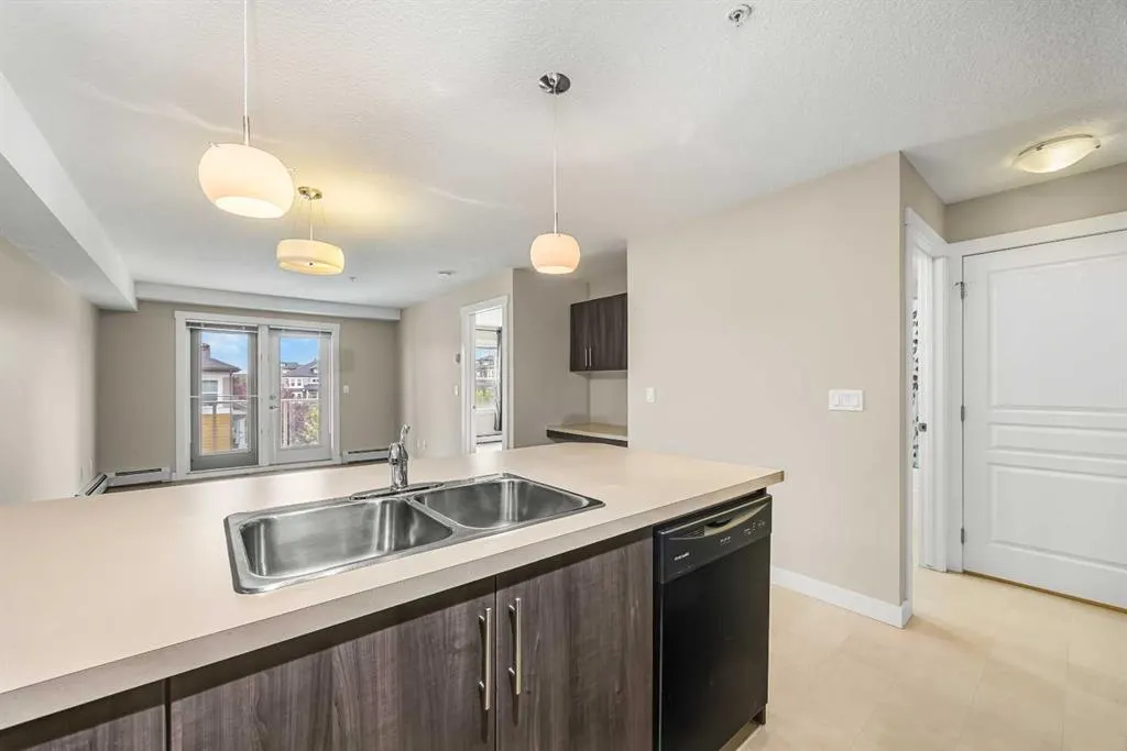 2300 Evanston Square NW #212