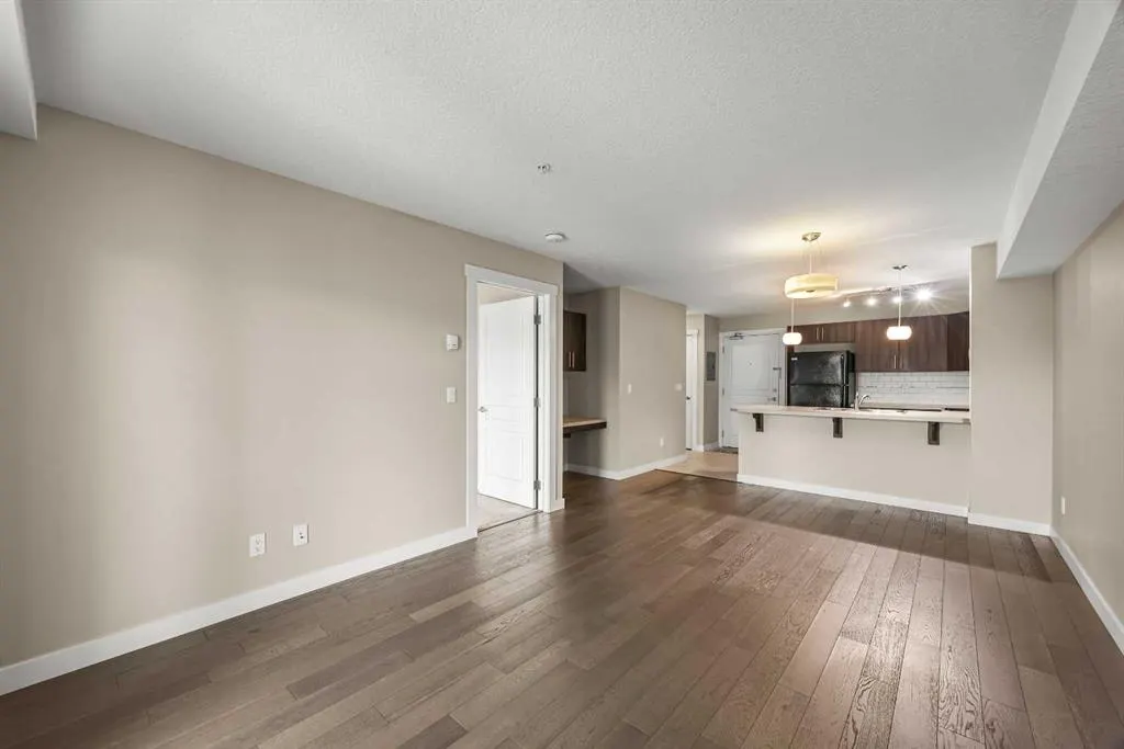 2300 Evanston Square NW #212
