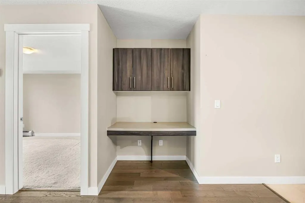 2300 Evanston Square NW #212