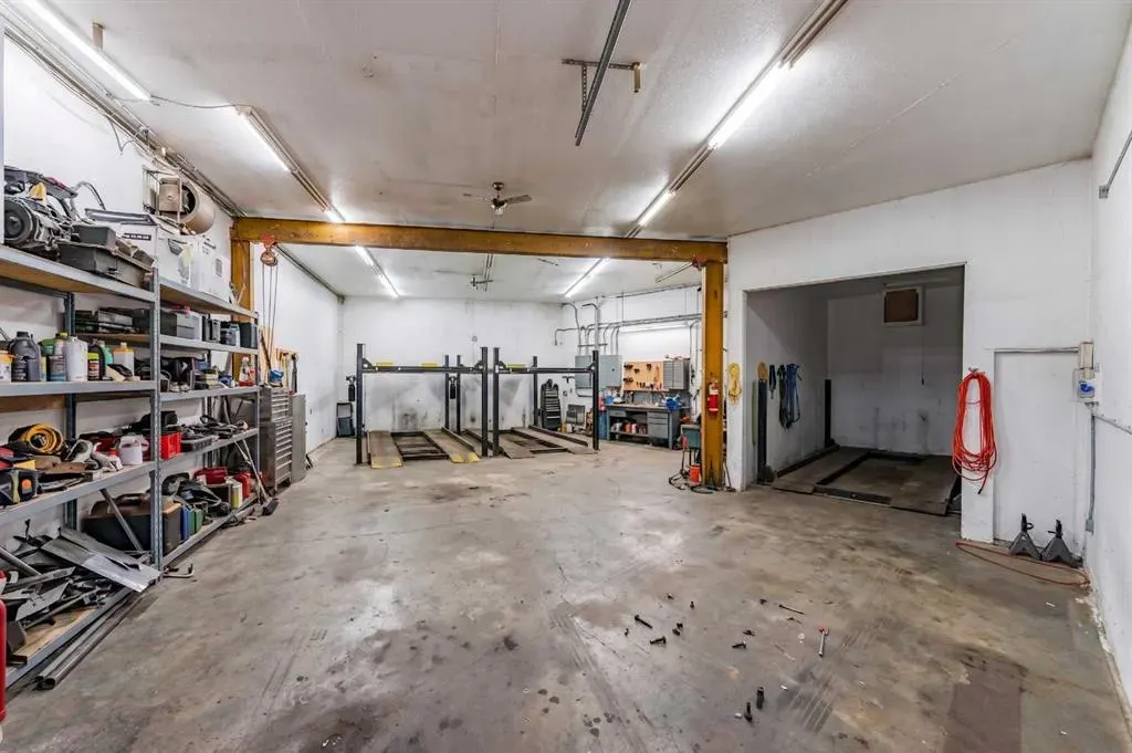 235084 Range Road 275A