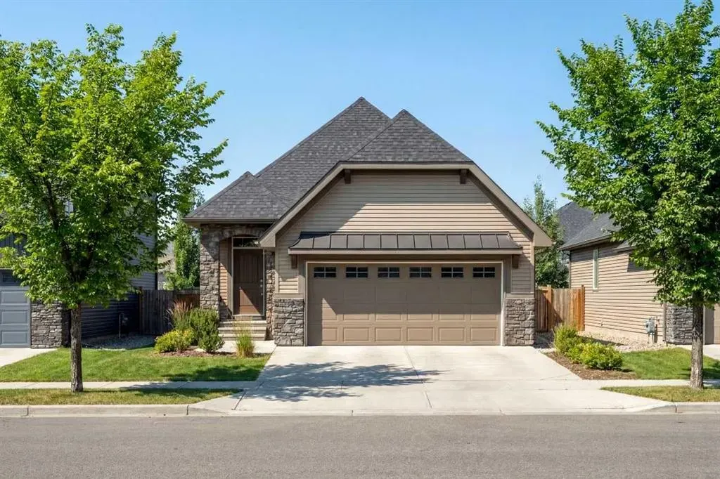 406 Montrose Green SE