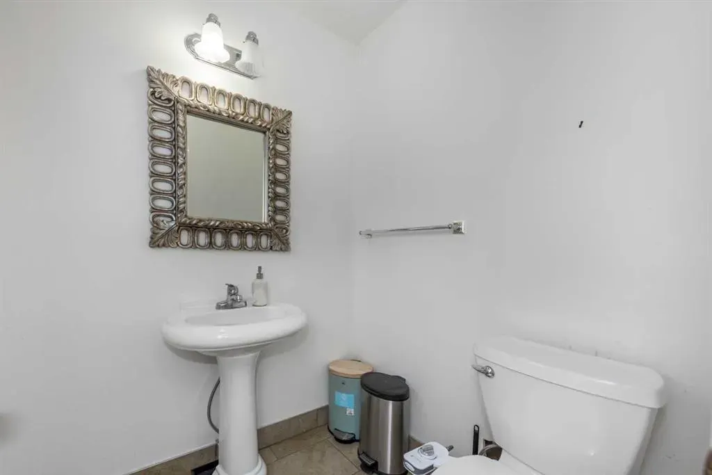 233239 Glenmore View Road