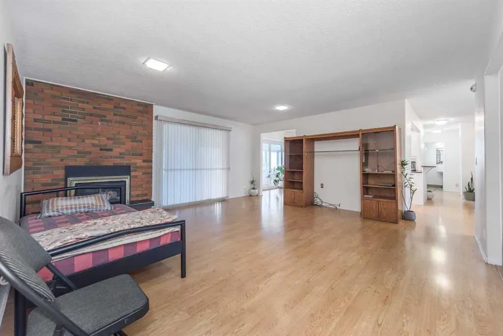 233239 Glenmore View Road