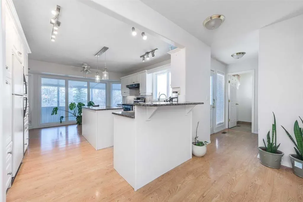 233239 Glenmore View Road