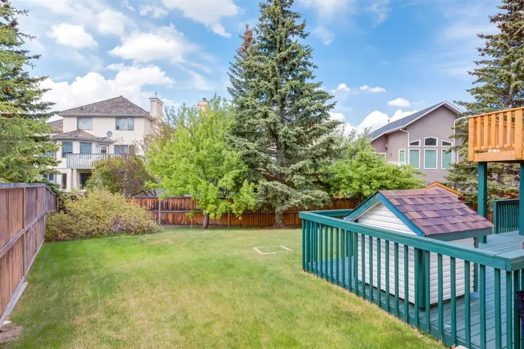 183 Edgevalley Circle NW