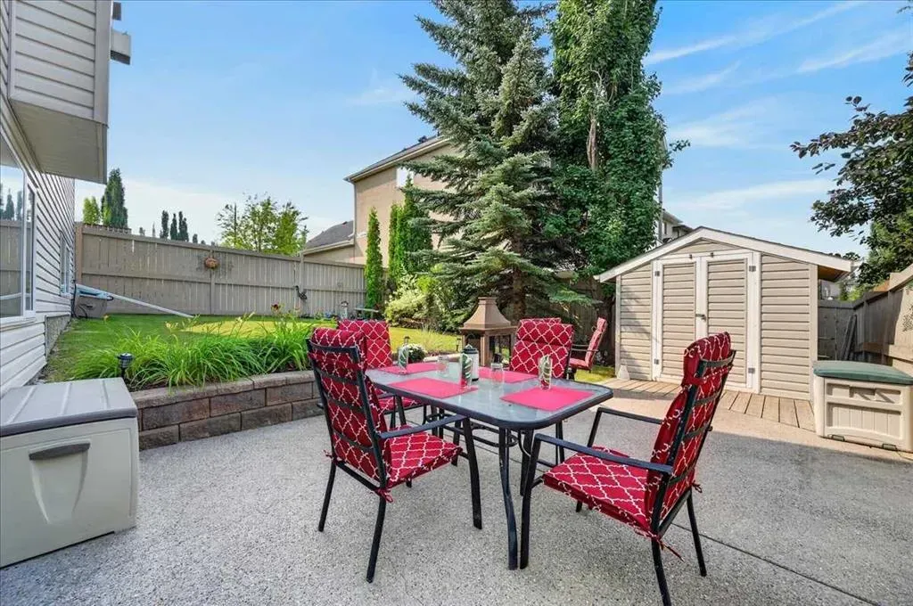 212 Cresthaven Place SW