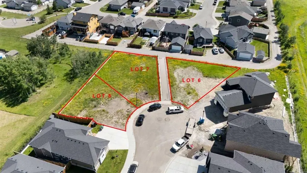 12 Country Meadows Cove