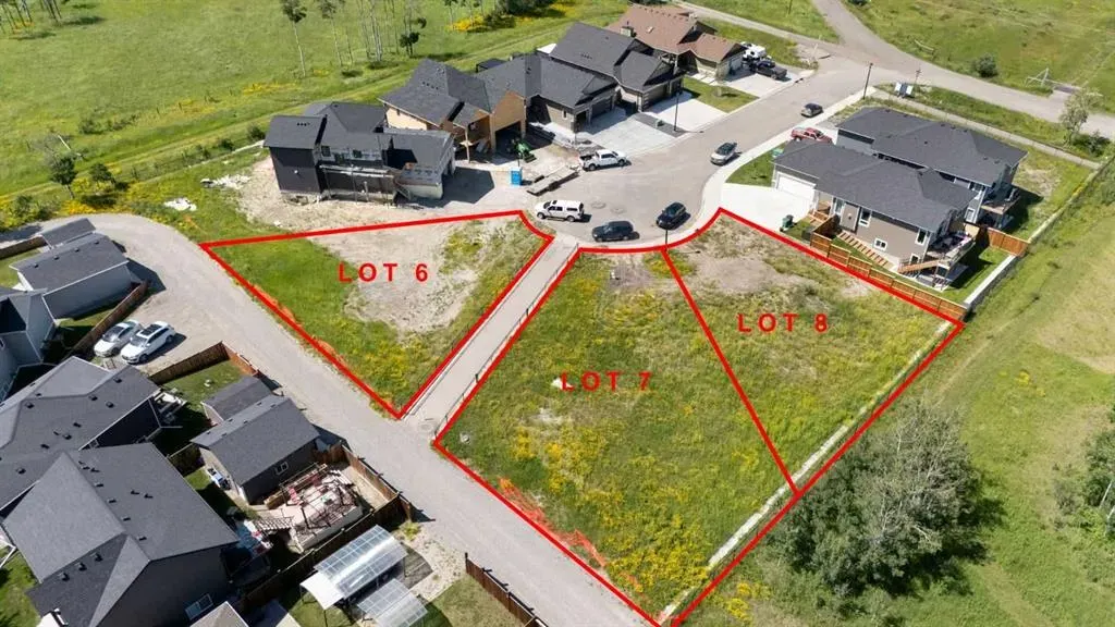 12 Country Meadows Cove