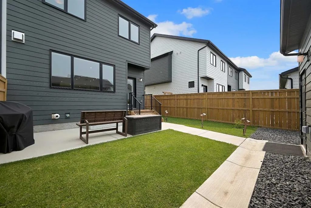 858 Harmony Parade