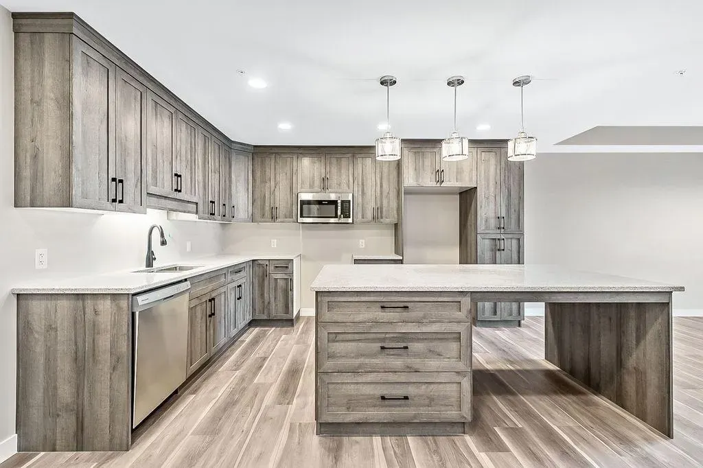 101 Willowridge Drive #405