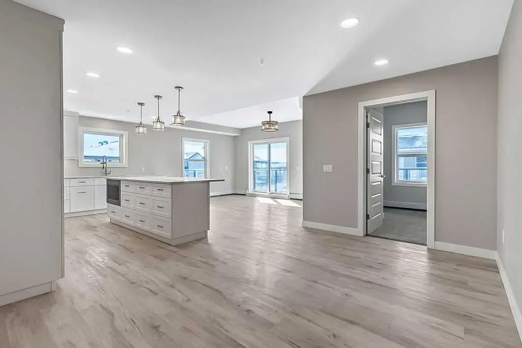 101 Willowridge Drive #408