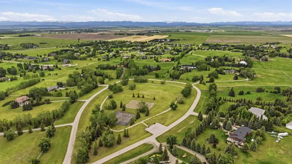 39 Calling Horse Estates