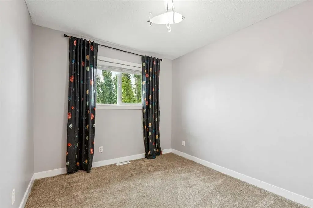 126 Evansdale Link NW