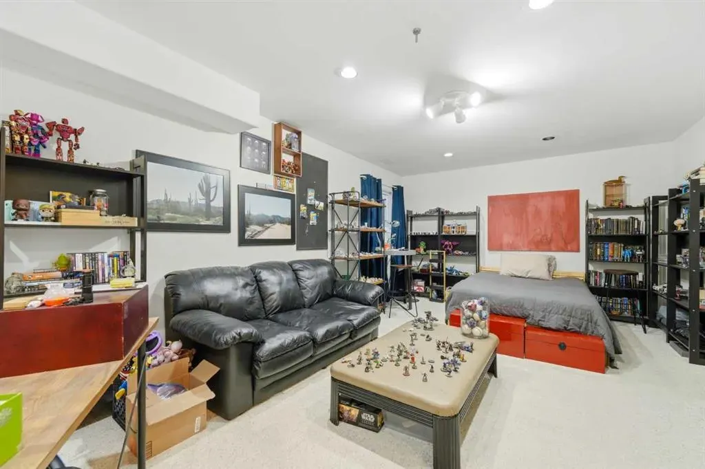 42H Green Meadow Crescent