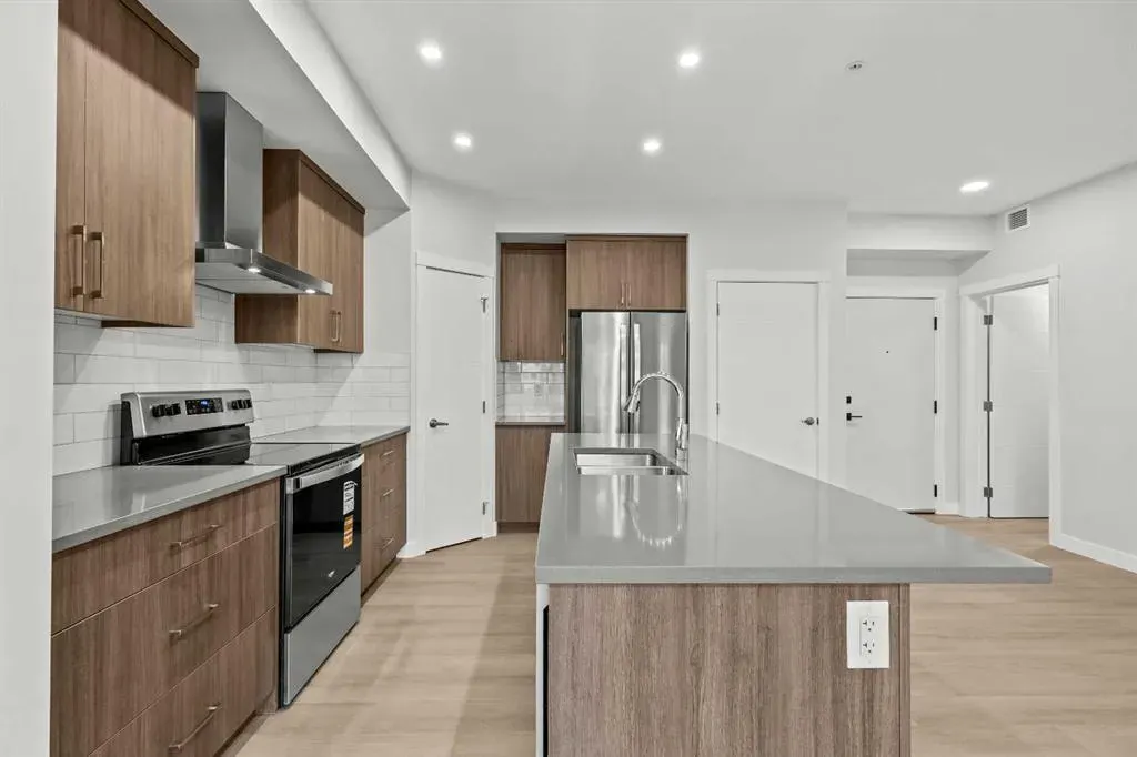 100 Banister Drive #3301