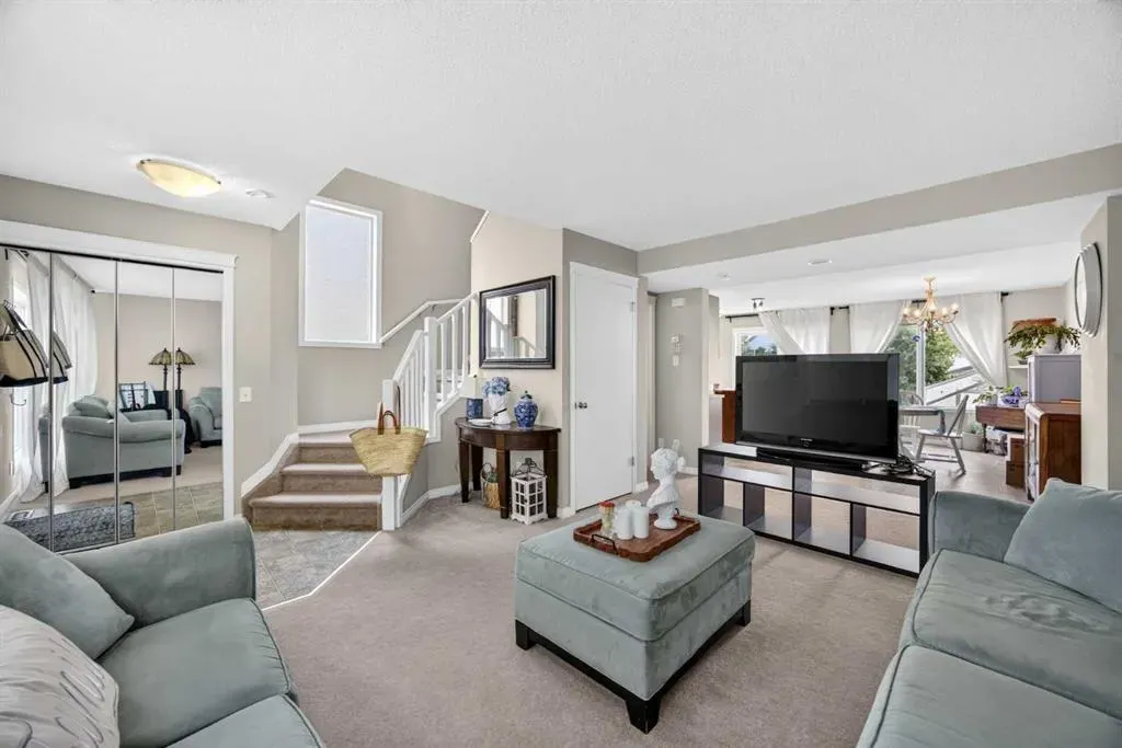 437 Tuscany Drive NW