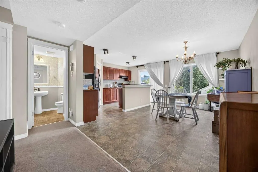 437 Tuscany Drive NW