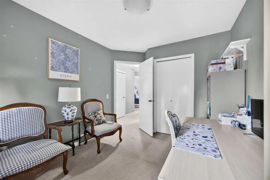 437 Tuscany Drive NW