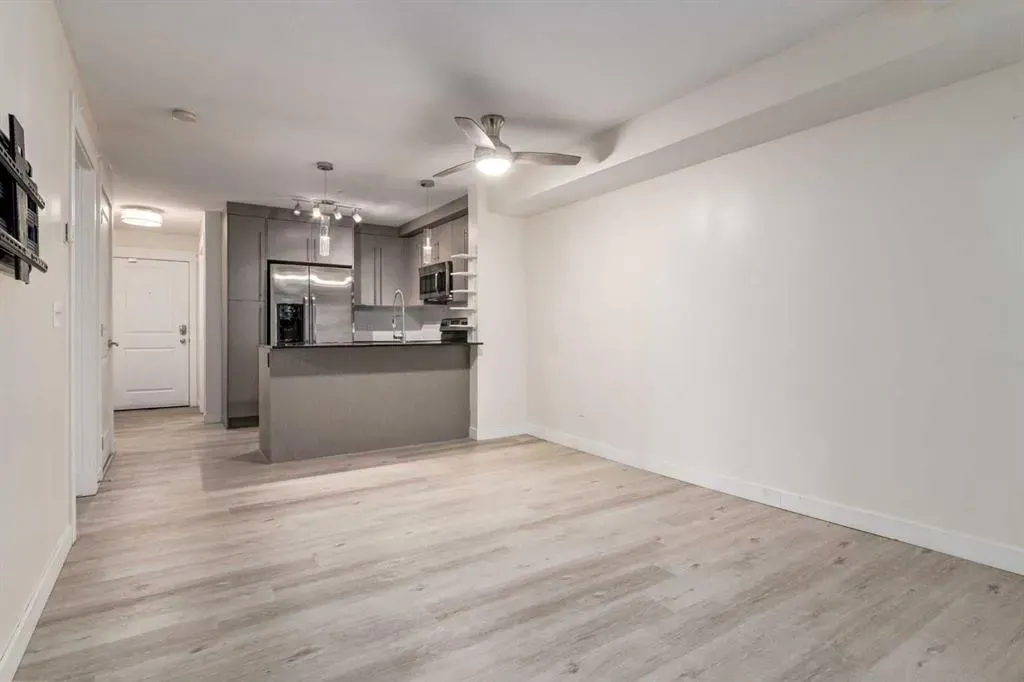 11 Mahogany Row SE #2108