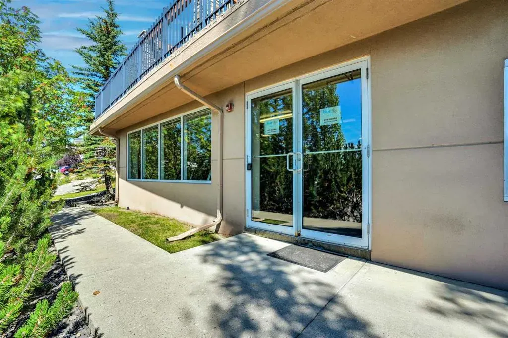 148 Rockyledge View NW #5