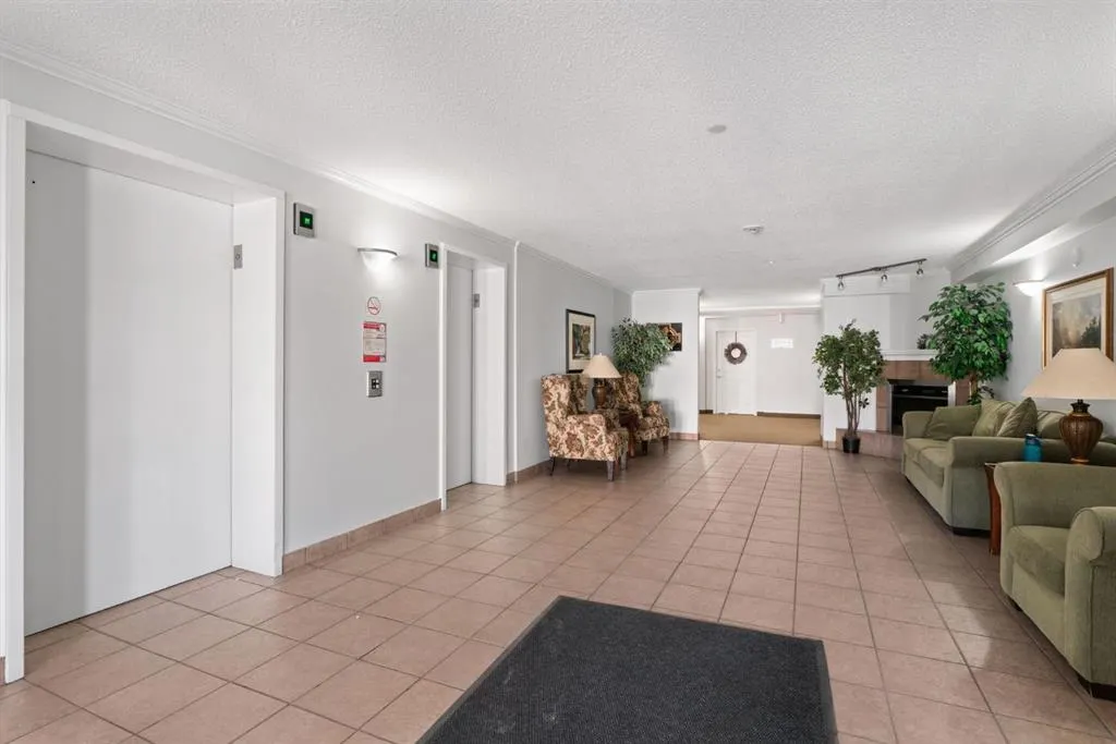 950 Arbour Lake Road NW #2209