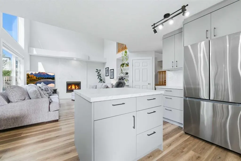 72 Arbour Crest Road NW